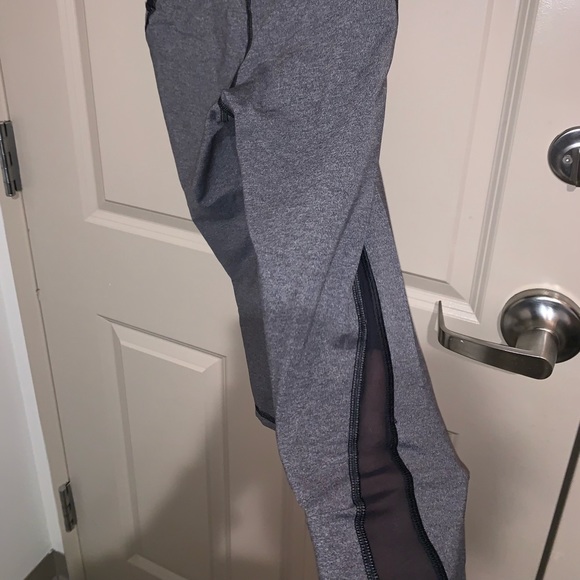 Train Times Lululemon Leggings - Picture 3 of 4